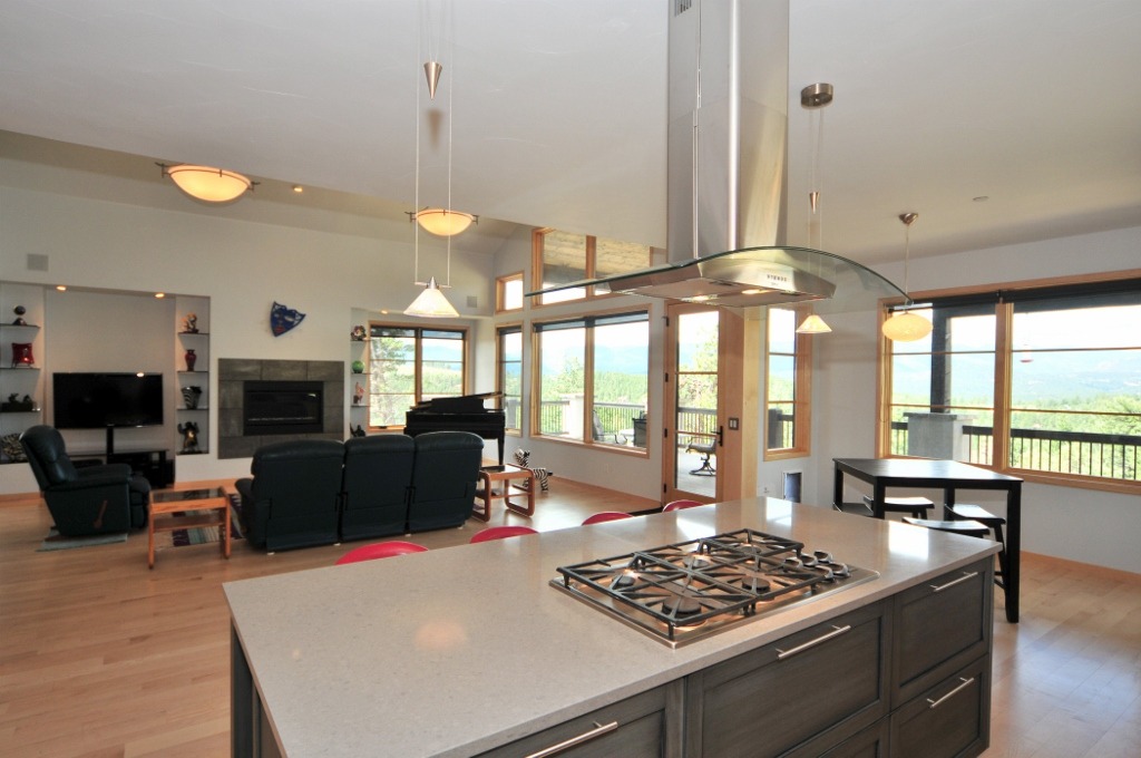 Open and spacious for entertaining